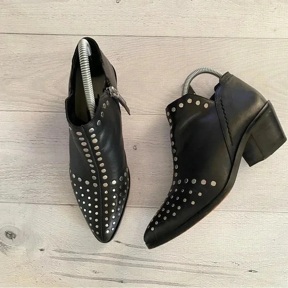 1.STATE LOKA Studded Booties Sz 7 Black - Picture 1 of 10